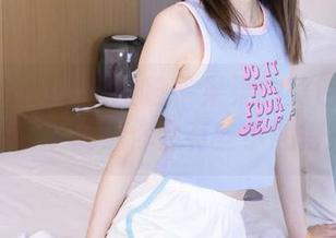 BoBoSocks袜啵啵 – 果果的黑色网袜作品，下载后你会有些小期待！