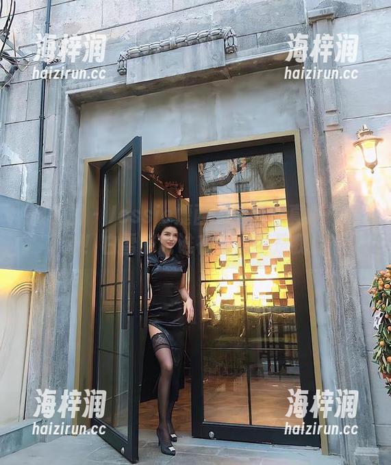 微密圈 - Jessie婕西的圣诞写真集：更新！白雪皑皑谁在看？不是我！