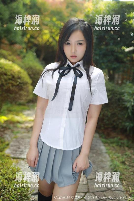 MFStar模范学院 - OL的不务正业——糯美子Mini在职场也能那么迷人，原图和照片直接就是心态的局