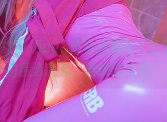 逗趣时刻：Quan冉有点饿与天童爱丽丝的精选套图，谁饿谁先看！