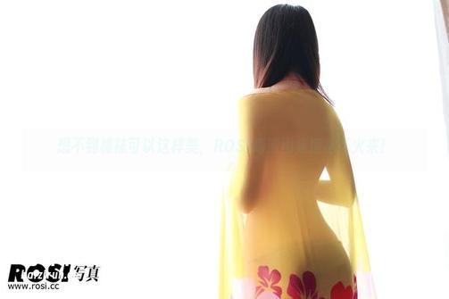 想不到棉袜可以这样美，ROSI高清图集擦出花火来！