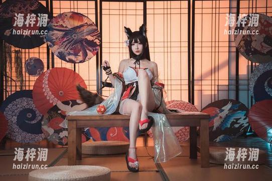 福利更新，Rioko凉凉子带来的图集中，夜舞的魅魔气质凸显得淋漓尽致。