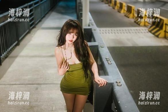 Tina很妖孽呀的温柔短发妹妹写真合集——这是一场低调却不想被忽视的对话。