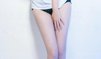 TuiGirl推女郎 – 私拍黑科技，王馨瑶教你怎样让一双普通的棉袜看起来像是幕后刺客。