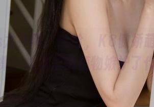 UGirls尤果网 – 哈哈，K8傲娇萌萌的居家全集：被家里的植物嫉妒了作品？