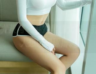 UGirls尤果网 – 私拍黑色大赏，乔依琳让人想细细琢磨。