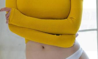 UGirls尤果网 – 透明不是你想的那样，张馨彤的写真想下载就下载，不要考虑太多！