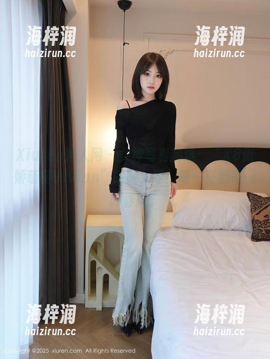 Xiuren秀人网 - 女神写真精选：“K8傲娇萌萌Vivian”来啦，哇！每一张都是一阵春风。