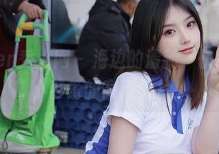 Xiuren秀人网 – 海边的清新，快来下载小芭乐的高清大片！