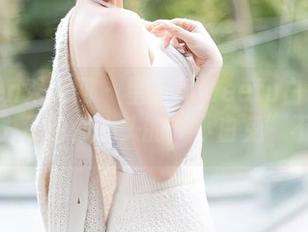 Xiuren秀人网 – 星小兔Meetu白色写真合集，承包你心头的“小白兔”不怕！