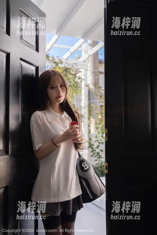 Xiuren秀人网 - 加入栗子Riz的内衣写真合集，果然是视觉冒险