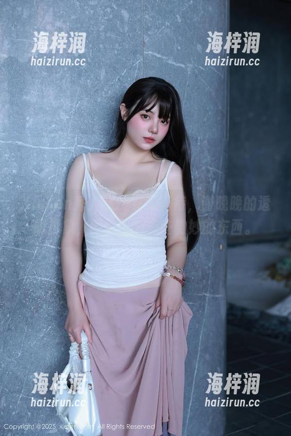 Xiuren秀人网 - 在线等待，谢晚晚的透明形象，图片里总有些微妙的东西。