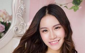 YouWu尤物馆 – FoxYini孟狐狸和她的蕾丝，带你毫无目的地在图库中游荡！