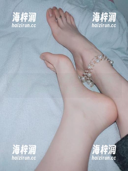 微密圈 - 一组YuYu超甜丫妹妹的私拍，怎么会让我脑海里涌出那么多画面？