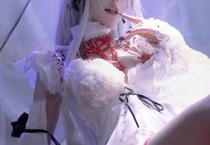 最新美图出炉，w百合欧皇子w的灰丝实在没得说～