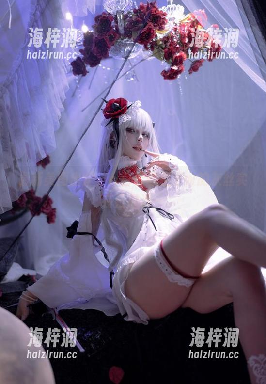 最新美图出炉，w百合欧皇子w的灰丝实在没得说～