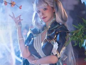 我悄悄溜进前羽_rr的私房美图，竟然被她的美足俘获，这就是我想要的啊…