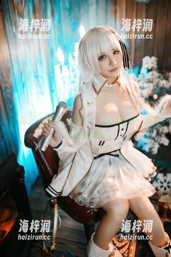 前羽rr 当前羽rr变身洗浴女神:Cos精选,澡堂也能很雅!