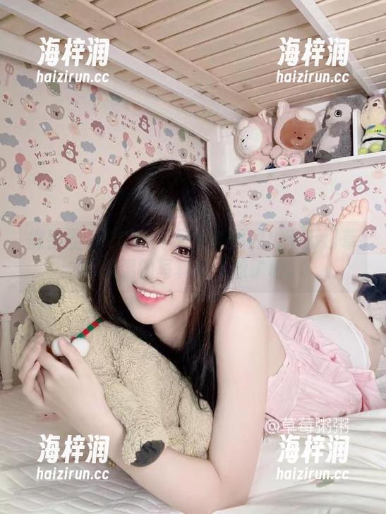 微密圈 - 2023年又有新福利！十万口草莓粥粥的写真也太撩了吧。