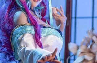 精选咔喵KANEKO的JK服装秀：个性与可爱并存