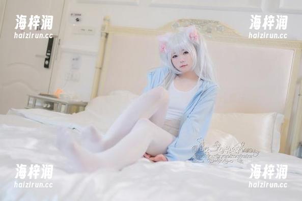跳进泳池，看咬人小小兔这一池子的图片魔法