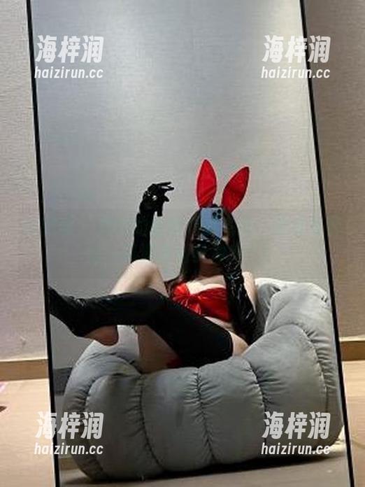 奔跑的晶骡儿 微密圈 - 奔跑的晶骡儿的私拍:皮衣与蕾丝,资源竟如此冲突?!