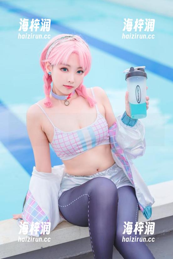 一场泳装派对：宫本桜化身新泽西的cos美图女神，心情不由得放飞…