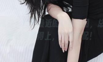 小众视觉 – 玲玲最近的花嫁美图，总觉得壁纸得跟得上，不然不配！