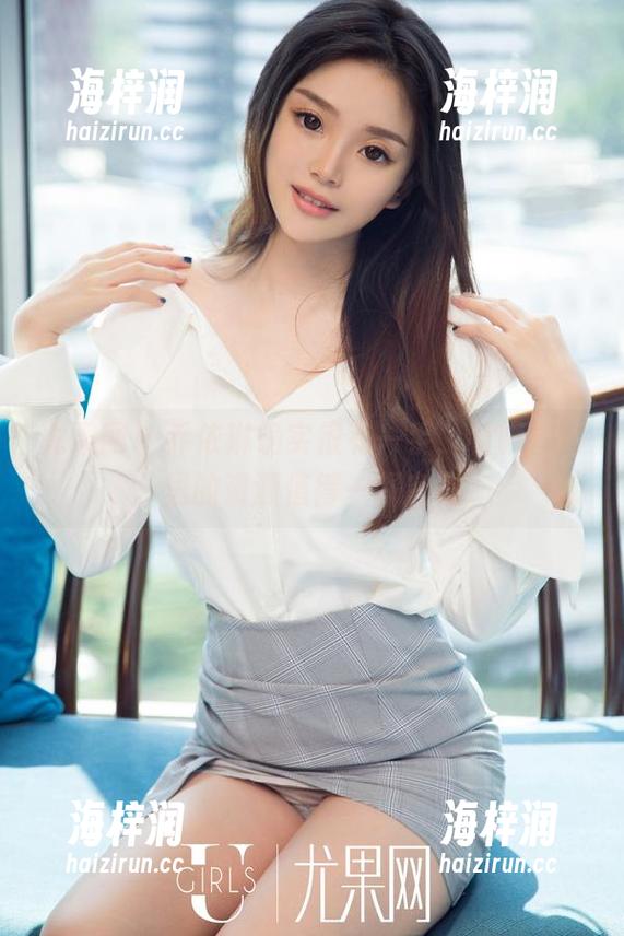 尤果网 - 乔依琳确实很有一手，制服图片里的资源值得一探究竟
