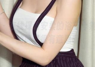 尤果网 – 在线探访安柔的浴室合集，墙角的风景很有意思哦