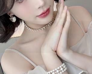 微密圈 – 徐莉芝Booty的新图包，镂空可不止于那层布料哦
