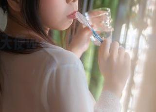 无颜小天使wy，高清合集里的羞涩内衣，像只小猫咪！