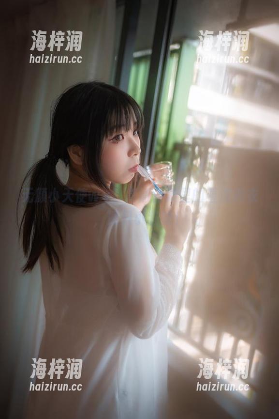 无颜小天使wy，高清合集里的羞涩内衣，像只小猫咪！