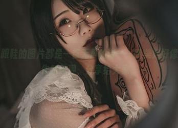 每一张高跟鞋的图片都是一首无声的诗——晓美妈好像在设计炒作新风潮，分享给大家。