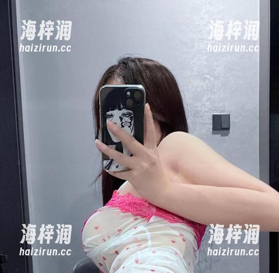 微密圈 - 吊带散发的气息，桃沢樱呀的美图，速来下载！