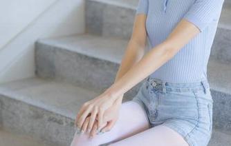 森萝财团 – 这件连衣裙太吸睛，保证你在“美图”里留下痕迹！速度下载，别让卉子为你担心了。