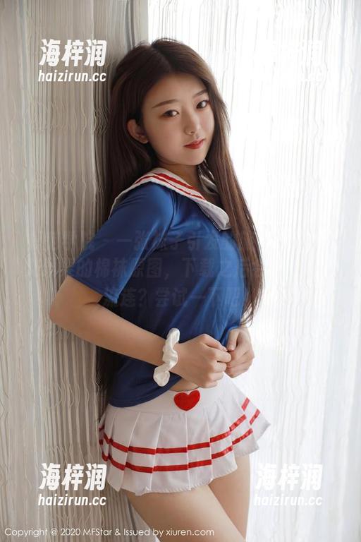 模范学院-Ellie艾栗栗 模范学院 - 一张袜子引发的旅行:Ellie艾栗栗的棉袜原图,下载之后会不会让人流连?尝试一下吧!