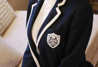 模范学院 – 选择夸张：“任莹樱Jenny”裸足的免费写真，没什么特别的，就是很吸引我的注意！