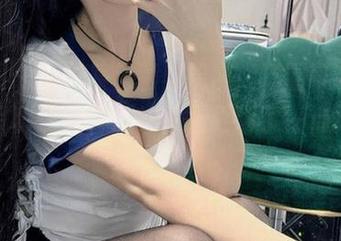 微密圈 – 堆积着色彩与温度，汤圆可甜了的高清写真让这种户外体验更添了一点点别样趣味。