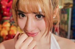 爱丝 – 最新图集来袭，这次何冉“女孩”造型简直是放飞自我。