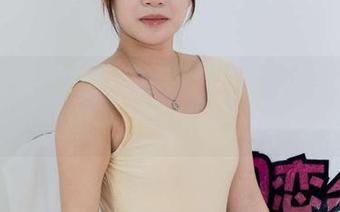 物恋传媒 – 佳琪的职业装写真：这身衣服就像一张高清的公告！