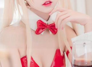 看这猫君君MaoJun的私房图集，女孩那暗藏的情感，让人不禁要多看几眼。