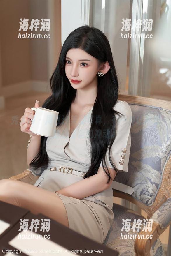秀人网 - 周慕汐美脚写真，有一种让我想趁机偷走的冲动。