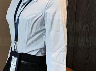 秀人网 – 这更新中有颗“制服心”，欧阳若依的图包怕是带着校园情怀吧！