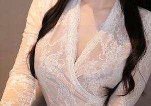 秀人网 – 今天的特供，白乐乐的制服大公开，图片写满了甜蜜，资源阶梯上来了！