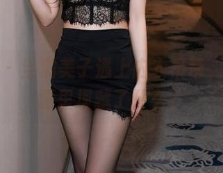 秀人网 – 当糯美子遇上内衣吊带，图库资源里埋藏了什么？