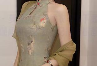秀人网 – 萝莉悠悠酱睡衣写真下载指南：超适合晚间独自欣赏，记得别被爸妈抓到！