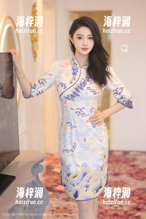 秀人网-顾乔楠 秀人网 - 顾乔楠的图库时光:修长美腿让你不由自主沉迷