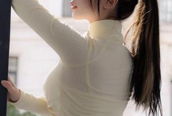 校服写真，我觉得米线线sama把校园戏码演得淋漓尽致，原图可以出大展了！