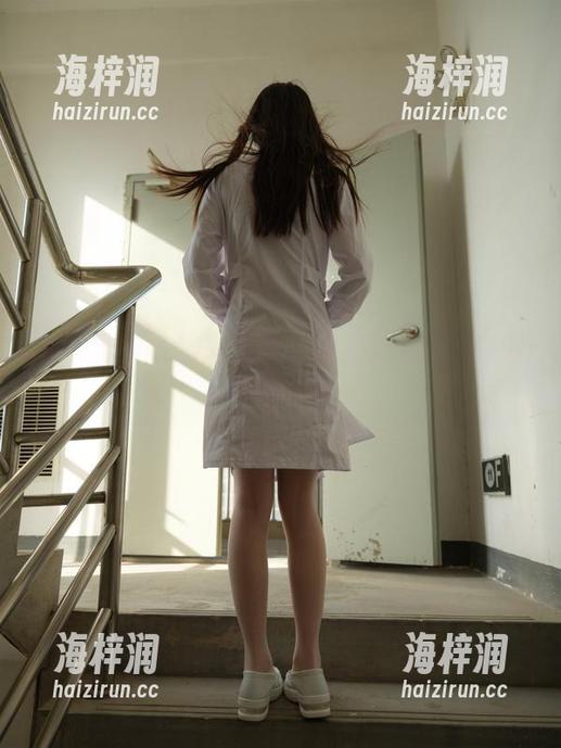 紧急企划 - 浴室日常：见希w与她的原图福利交错